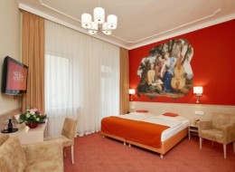 Hotel Adria München